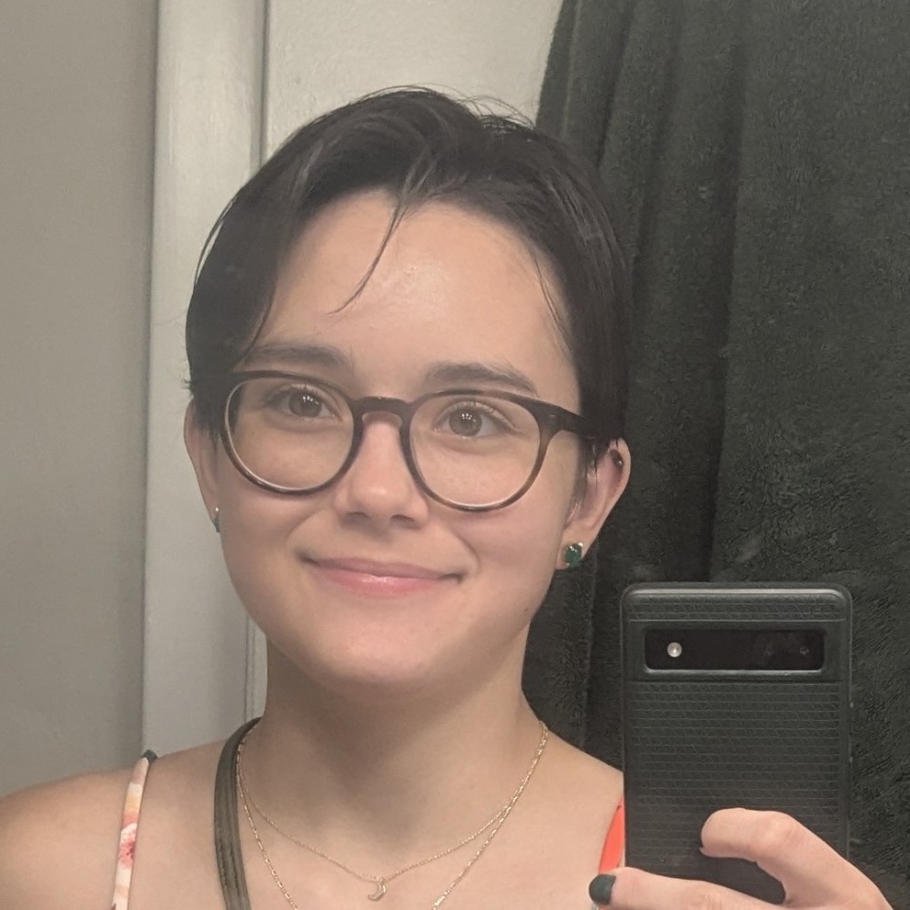 Meet your Posher, Elizabeth